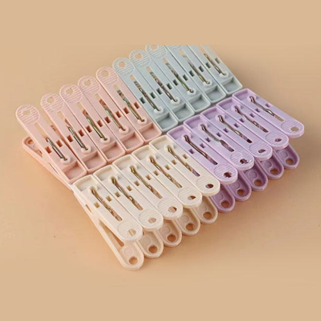 Plastic Clothespins