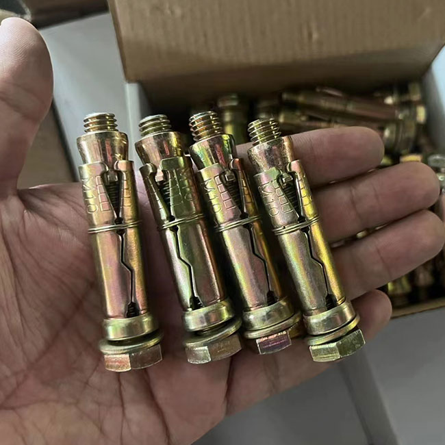 Three-piece And Four-piece Expansion Screws