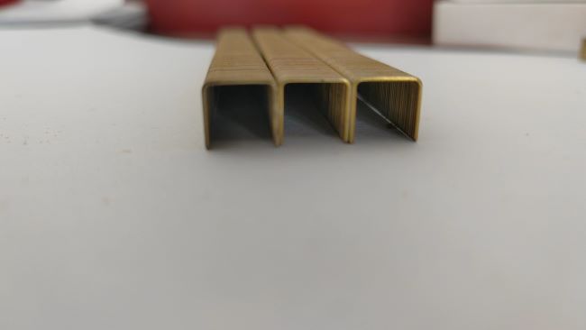 Staples Series Nails 